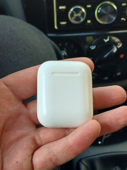 Airpods 2 orginal karobkasi bor