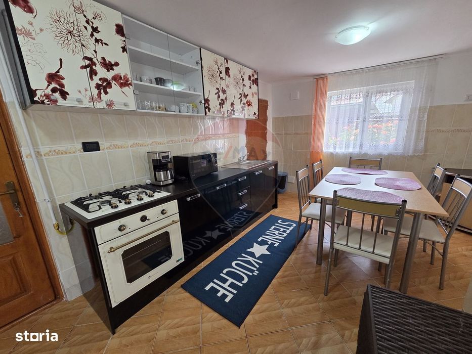 Casa 4 camere Central