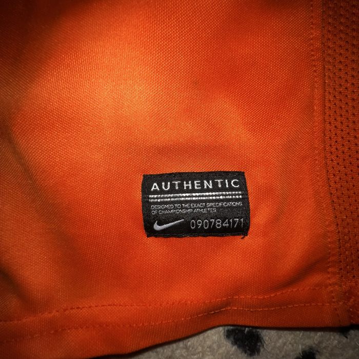 Оригинална оранжева фланелка Nike Dri-FIT, размер L.