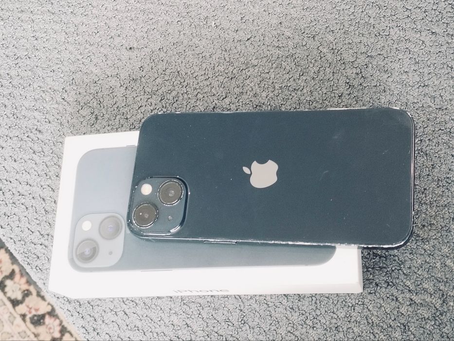 Продам Айфон 13, iphone 13