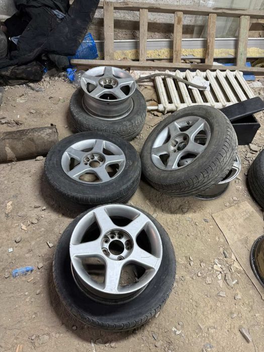 Диски R15 универсальная разболтовка