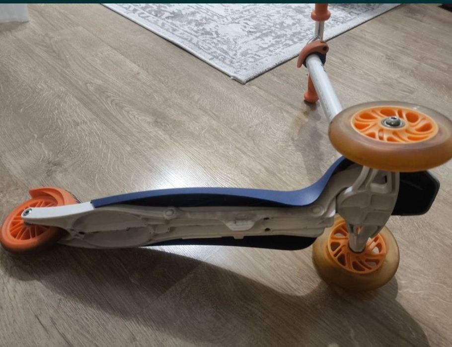 vand trotineta decathlon  oxello B1 500 cu luminite