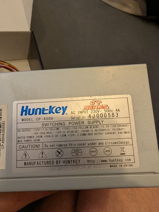 Блок питания Huntkey на 450w.