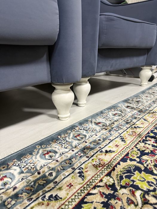 Диван и крела продам срочно