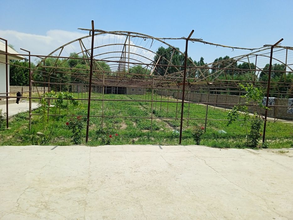 20 sotixli xovli joy sotiladi