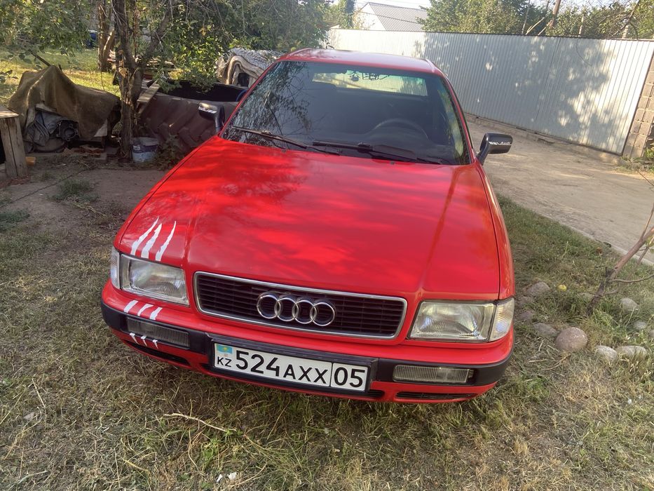 Продам. Срочно машину