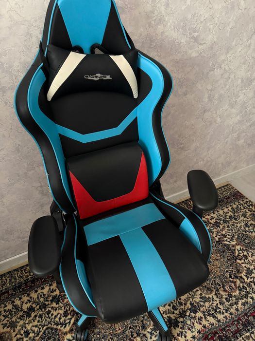 Игровой стул кожанный