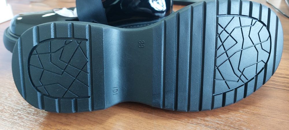 Новые, детские лоферы 38 размер