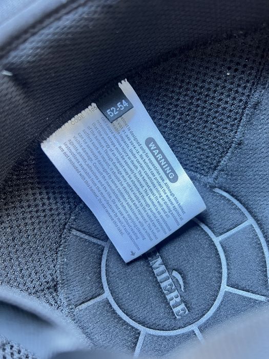 Каска за езда Premiere, 52-54 размер.