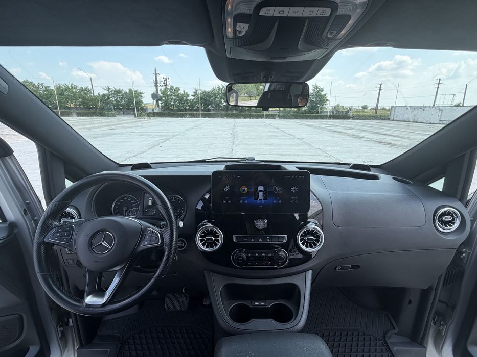 Mercedes Vito - Custom V Class