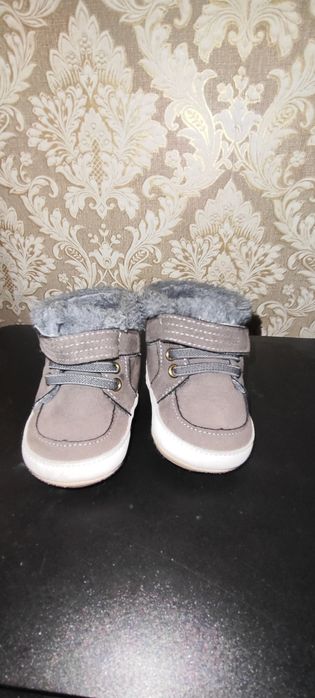 Комбинезон крокит весна +пинетки