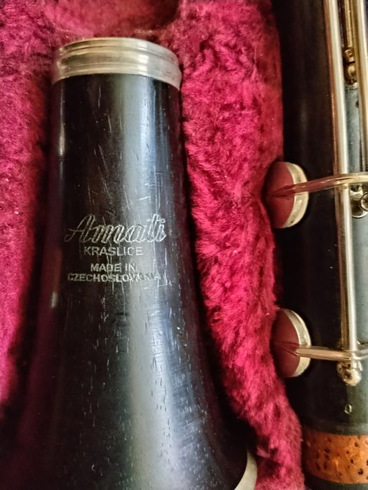 Кларинет Amati (пълен бьом)