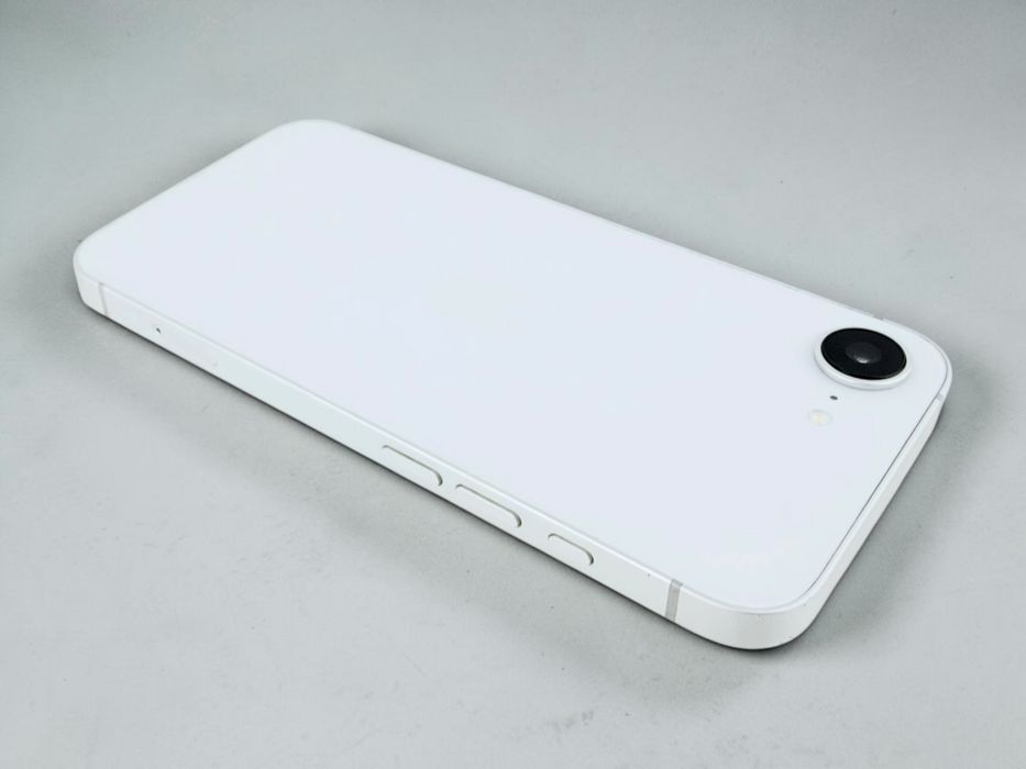 Apple iPhone 16e 128GB White 94% Батерия! Гаранция!