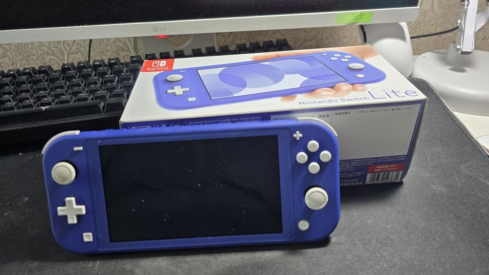 Nintendo switch lite