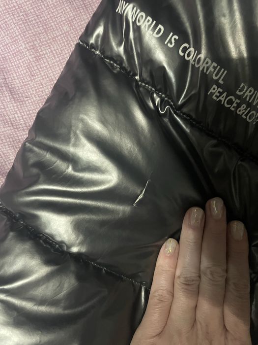 Продаю детскую куртку .