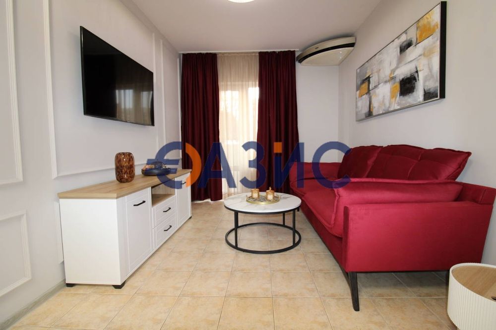 Продава се Тристаен апартамент в Свети Влас - 66 кв.м за 734 €/кв.м - Снимка #1