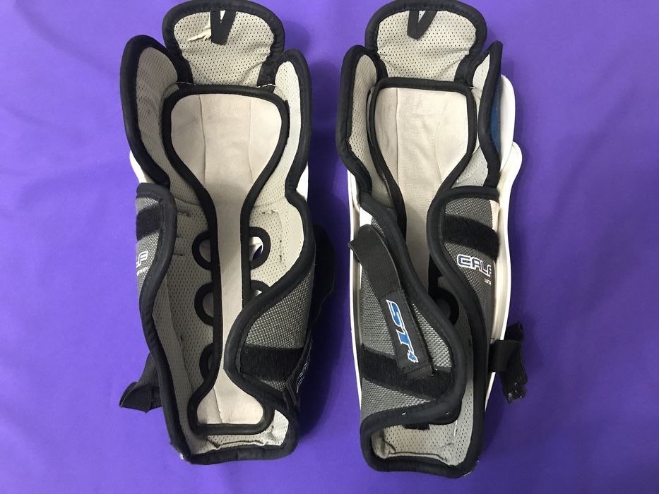 Продам щитки EASTON / ST4 CALF wrap, 31 см и Решетка на шлем ССМ, М