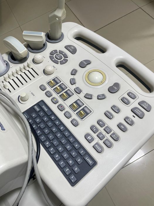 «УЗИ SonoScape SSI-8000 (4D, 4 датчика) + Принтер Sony + ИБП»