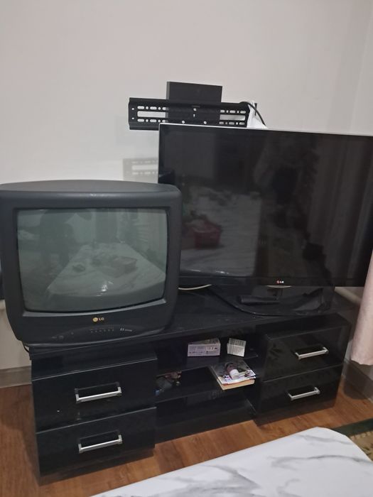 2 телевизор подставкамыен бирге