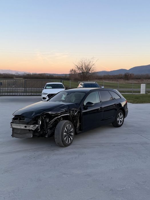 Audi A4 2023 2.0 TDI - Avariat