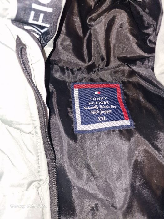 Vesta Tommy Hilfiger marine xxl 90-100 kg noua cu eticheta