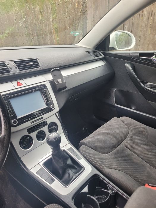 Vând Passat B6!!!