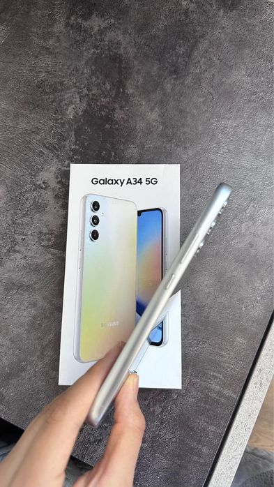 Продам телефон самсунг А34