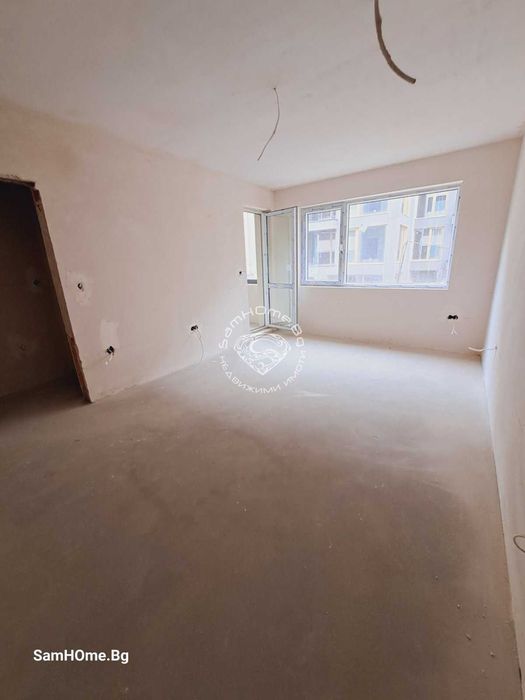 Продава се Тристаен апартамент в Варна, Център - 117 кв.м за 1838 €/кв.м - Снимка #2