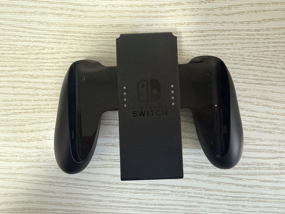 NINTENDO SWITCH OLED полный комплект!