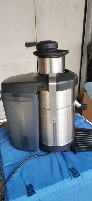 Сокоизстисквачка, фреш машина Robot Coupe J100