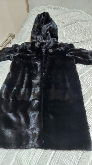 Продам шубу натуральный