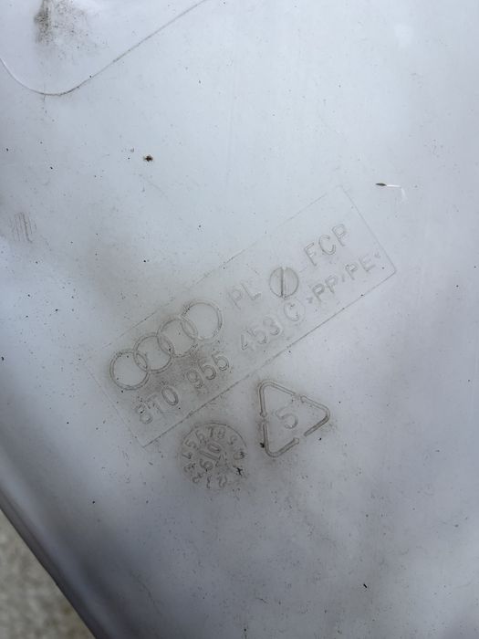 Vas lichid parbriz audi a4 b8 b8.5