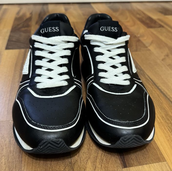 Обувки GUESS-мъжки