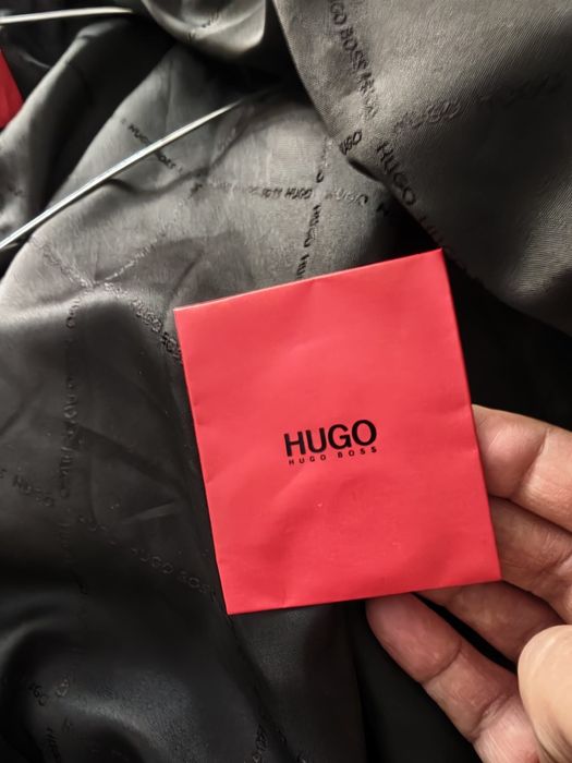 Palton Hugo Boss, lina , nou