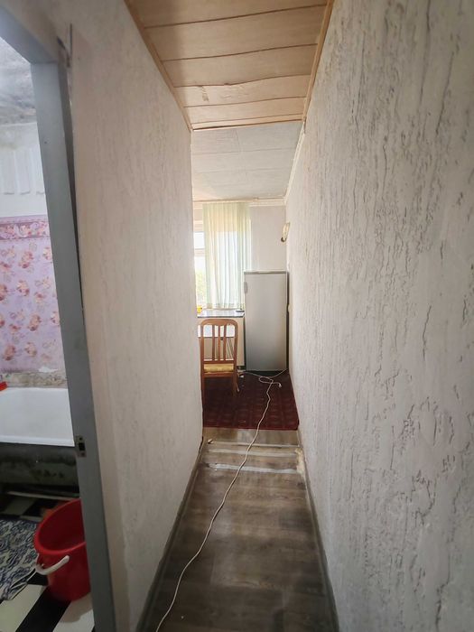 2 х комнатная квартира, в центе, пахтазор.