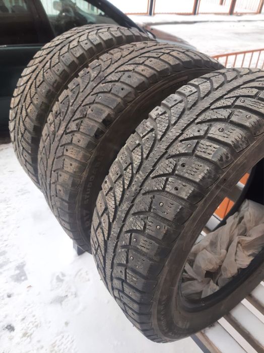 Шины зимние 215 / 60 R17