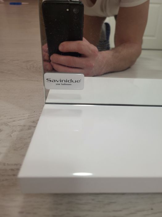 Vând oglindă de baie 52/72