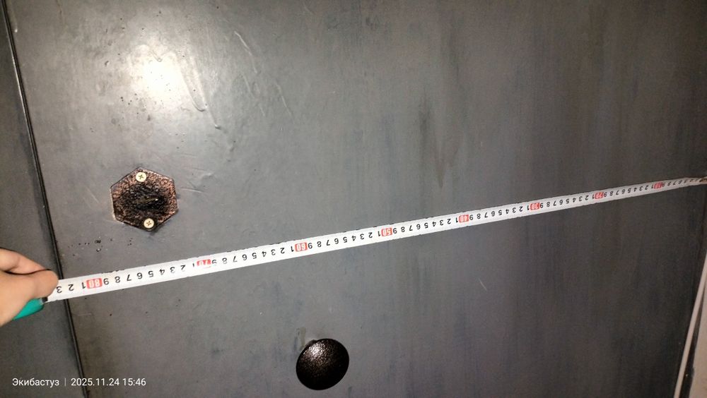 Продам входной дверь