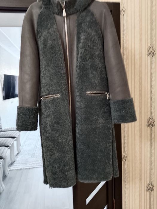 Продам дубленку двустороннюю