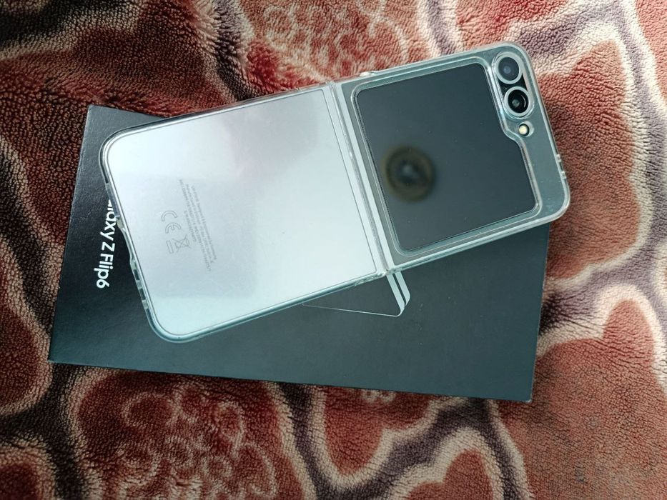 Samsung Galaxy z flip 6