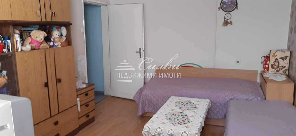 Продава се Четиристаен апартамент в Търговище, Център - 104 кв.м за 1055 €/кв.м - Снимка #3