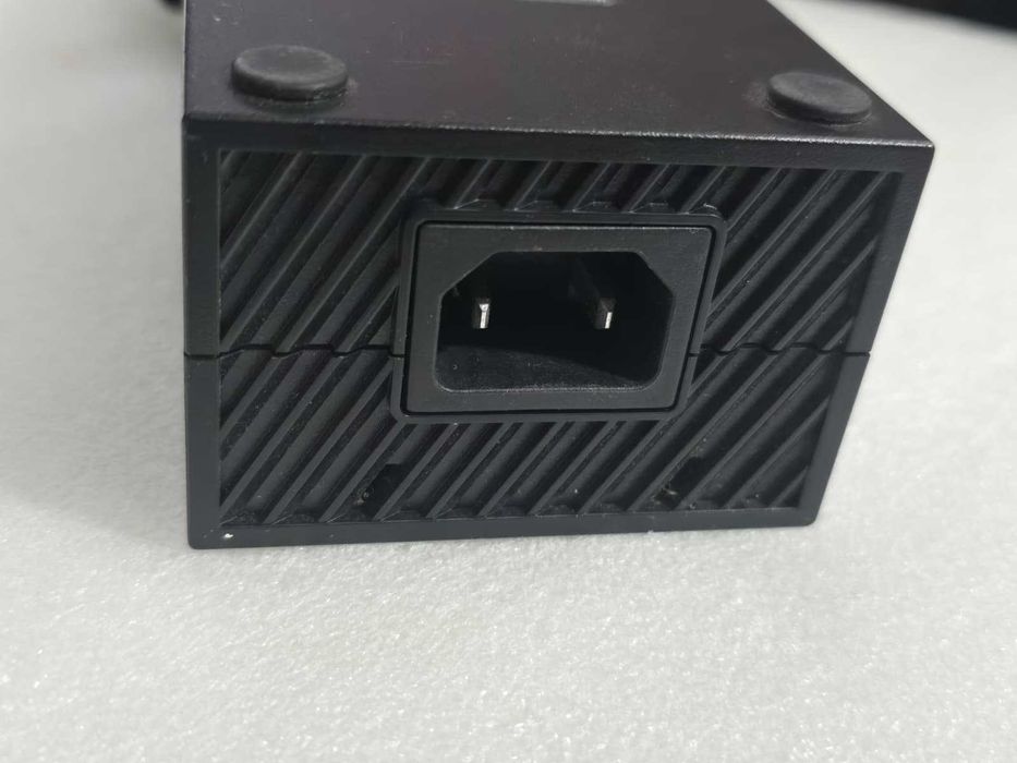 Alimentator original Xbox One Microsoft A12-220P1A output 12V 17.9A 220W functional