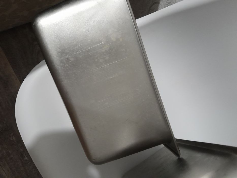 Продаём гастроёмкость 1,5 л. нержав.сталь,,.Торг