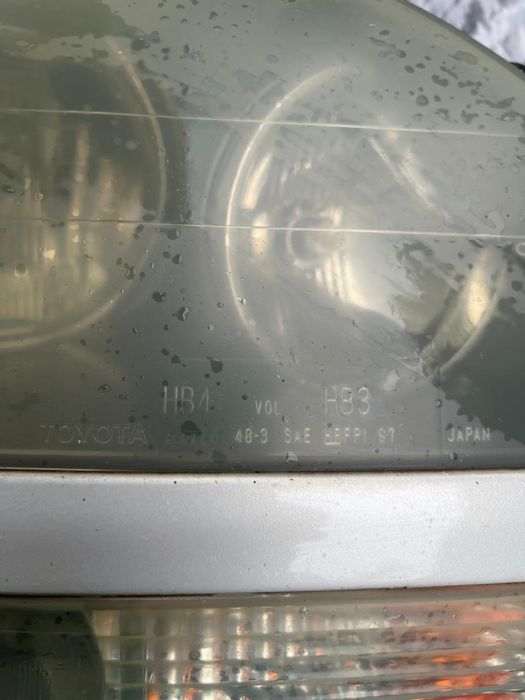 Фары от Lexus RX300 / Toyota Harrier