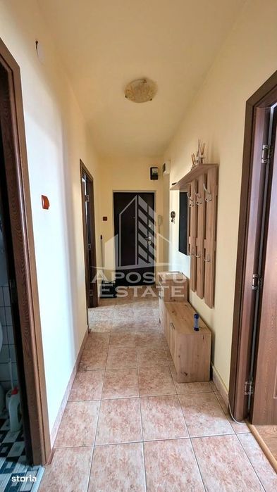 Apartament cu 2 camere de inchiriat,curte comuna,Complex Studentesc