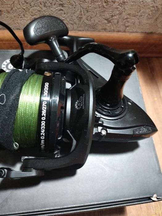 Продам катушки ящарк 9000 ные