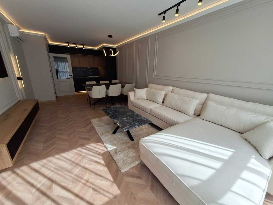 Двустаен апартамент в Южен