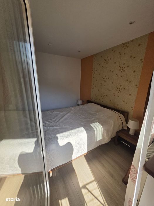 Ap.MOBILAT 4 camere decomandate/ balcon/ pivnita Terezian Et.1 — fotografia 3