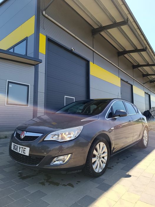 OPEL Astra 2011 — imagine 5