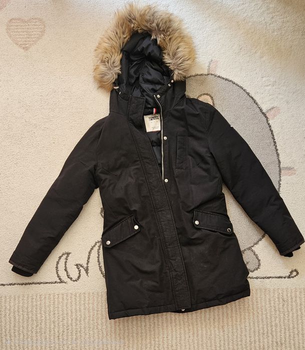 Дамско зимно яке Tommy Hilfiger